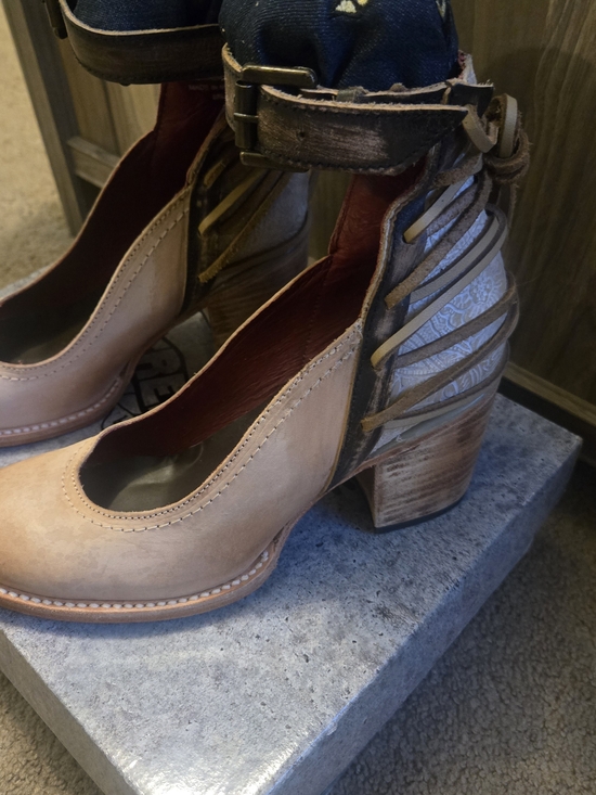 Freebird by Steven Shoes - Freebird by Steven Raeanne Leather Strappy Block Heel Pumps